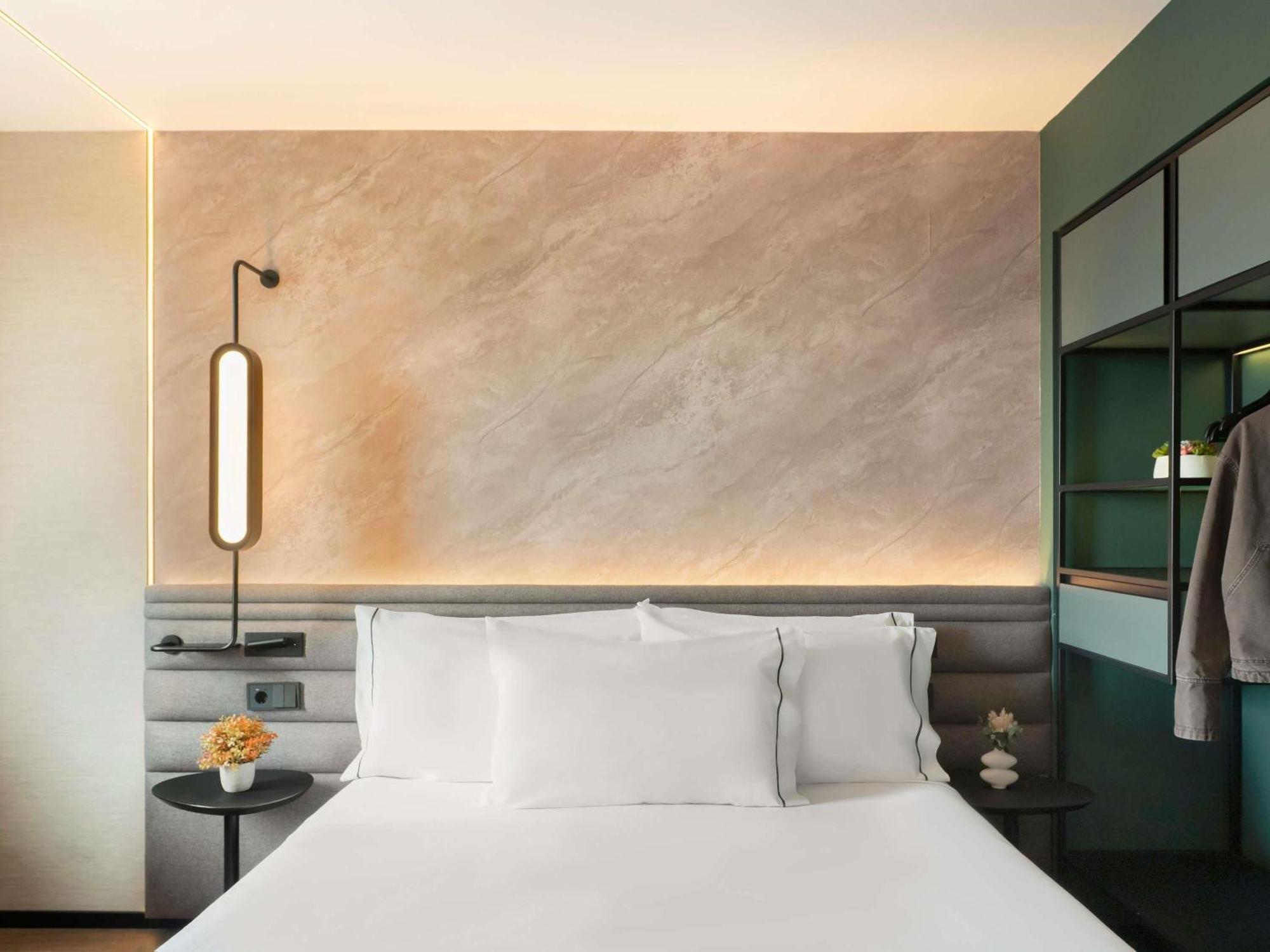 Executive Room with Sofa Bed,1739364263:JPEG